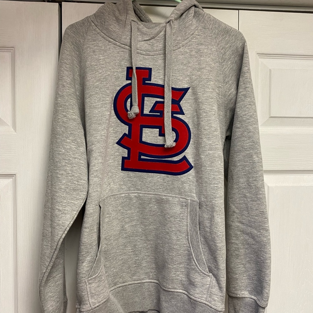 Men’s Cardinals Hoodie, Size Medium